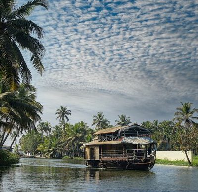 TOP TOURIST PLACES YOU SHOULD VISIT IN THRISSUR